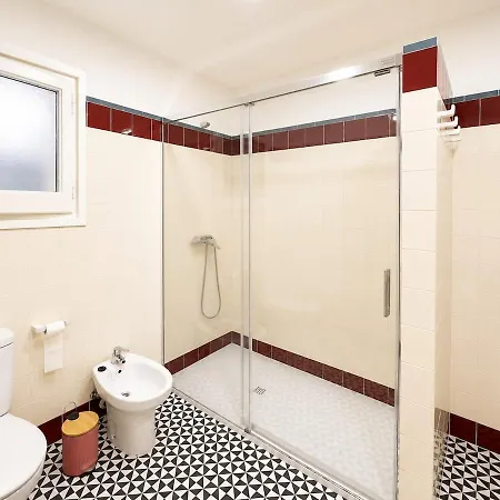 Cycle Haven Ii - Spacious 4br, Lift & Ac